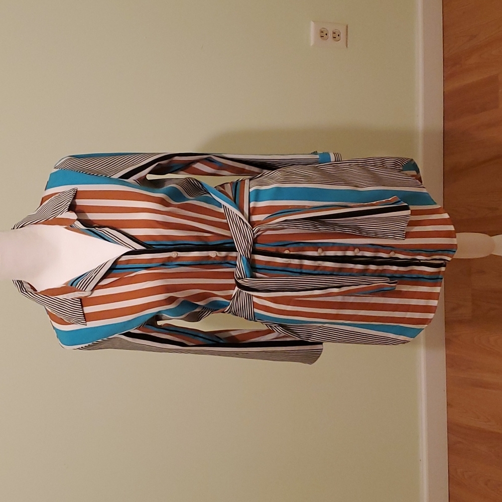 Button down stripped tie blouse